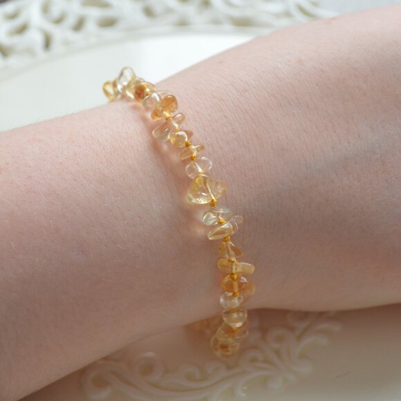 Hand Knotted Citrine Gemstone Bracelet - Picture 7 of 13